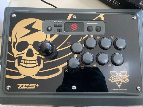 Mad catz street fighter - mad,