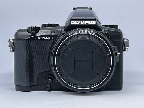 Fotocamera digitale compatta