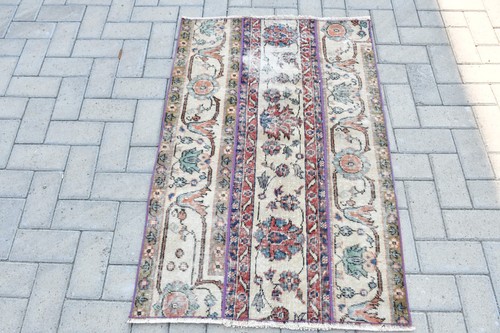 Tappeto piccolo turco vintage