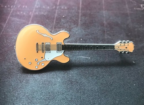 Gibson guitar enamel - guitar, badge