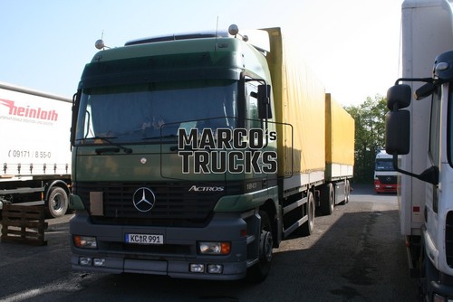 Foto camion mercedes - foto,