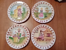 Quattro Piatti Porcellana Nove di Bassano, 4 Stagioni, Anni '70, Dipinti a Mano