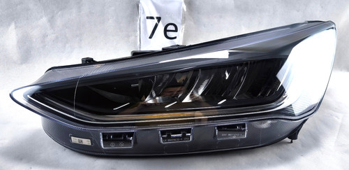 Ford focus mk4 facelift faro - focus,