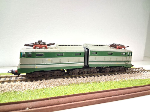 Rivarossi locomotiva 646 - locomotiva, e