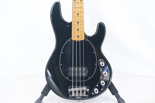 Music man stingray - man, 4