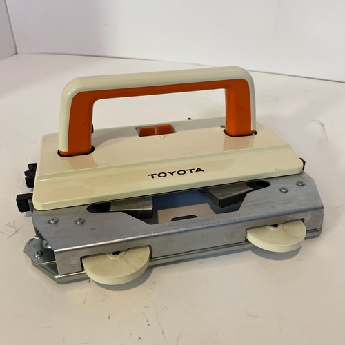 Toyota lace carriage - toyota,