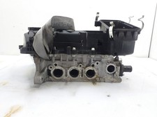 111010Q010 testata per TOYOTA