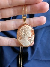 Collana con cammeo placcato oro fatta a mano, elegante design vittoriano, regalo per lei