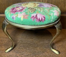 Antico poggiapiedi vittoriano