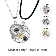 2x Collana Ciondolo MAGNETICI Sole Luna Proiezione 100 Lingua TI AMO Fidanzati
