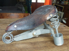 ancienne selle de vélo en