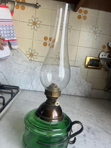Antica lampada petrolio in - lampada, a