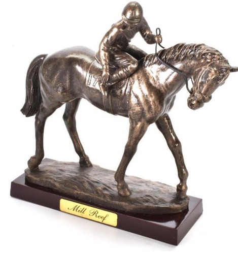 Atlas statua del cavallo da - -,