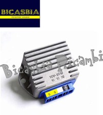 7459 - REGOLATORE DI TENSIONE 12 - 96 A 3 POLI VESPA 125 150 200 PX