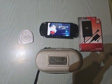 SONY PSP 3004 64gb BATTERIA NUOVA CON RESIDENT EVIL PERSONA FINAL FANTASY