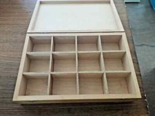 Scatola in legno con scomparti