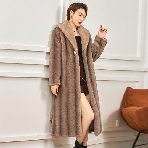 Nuovo cappotto pelliccia