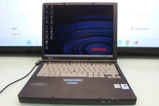 #28 Vintage Compaq Armada M700