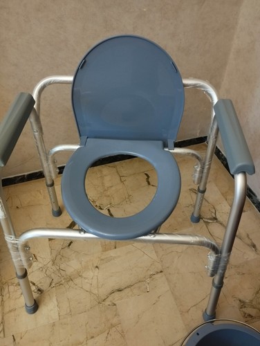 Sedia comoda - comoda, wc