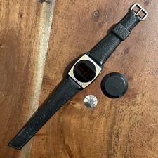 Orologio da polso digitale vintage Texas Instruments serie 500 display rosso cinturino nero