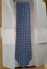 Cravatta collo Salvatore Ferragamo nuova mai usata blu cavallo bianco 100%...