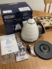 De'Longhi Brillante KBJ3001W