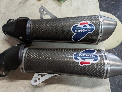 Silenziatore scarico