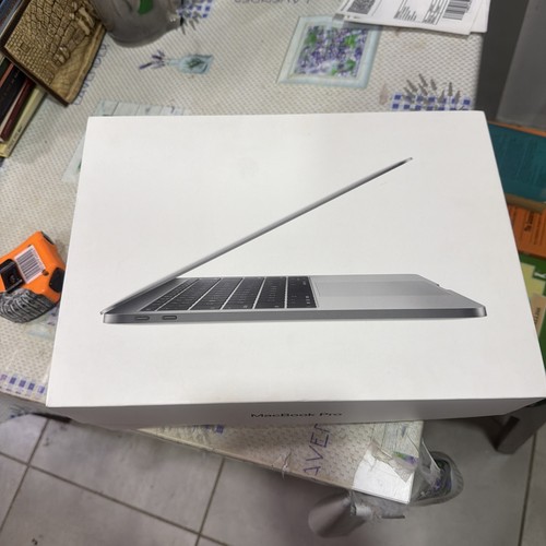Macbook pro pollici modello - pollici,