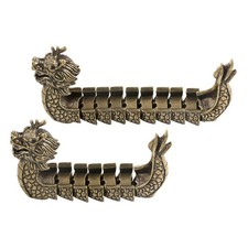 Ornamento in ottone a forma di