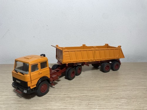 Old cars camion iveco 330 - old,