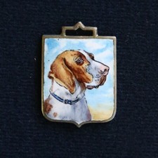 MINIATURE ENAMEL HUNTING DOG