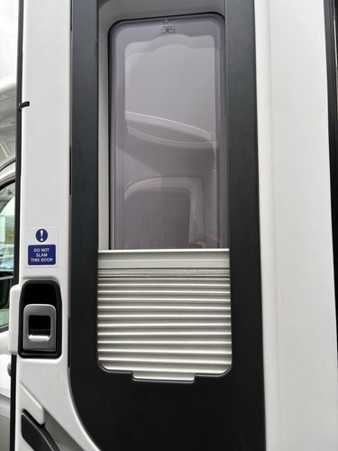 Tenda oscurante interna porta
