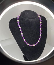 Girocollo donna con madreperle e agata azzurra o viola, chiusura magnetica.