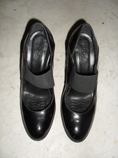 ATTUALE E COMODE  SCARPE HOGAN ORIGINALI  N 37, 5 EU  PREZZO AFFARE