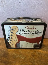 VINTAGE FENDER STRATOCASTER