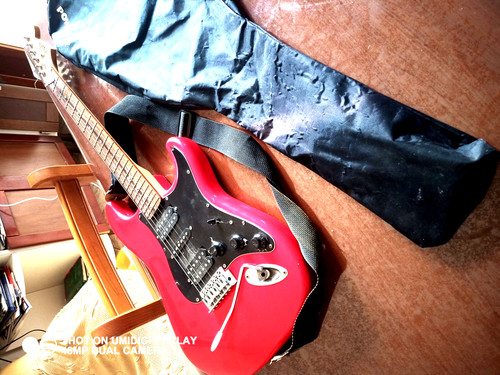 Chitarra elettrica bella - chitarra,