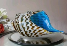 Conchiglia in vetro statua in