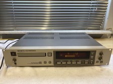 TASCAM CD-RW5000 Professional CD Recorder + Lettore CD - testato dal rivenditore