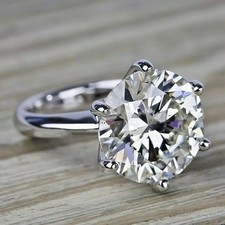 Anello solitario diamante