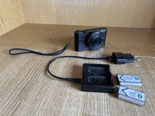 Sony rx100 mark non - mark, 1