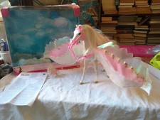 SCATOLA ' BARBIE ' CON  : ' PEGASO - CAVALLO ALATO ' (ARCOBALENO E BRILLINA)