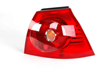 FARO POSTERIORE DESTRO ESTERNO
