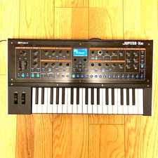 Roland Jupiter-Xm 37 tasti