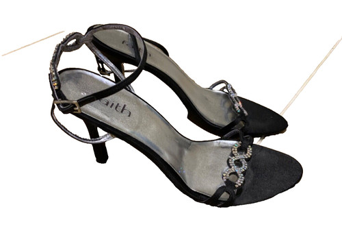 Scarpe con cinturino