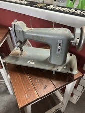 ANTICA MACCHINA DA CUCIRE