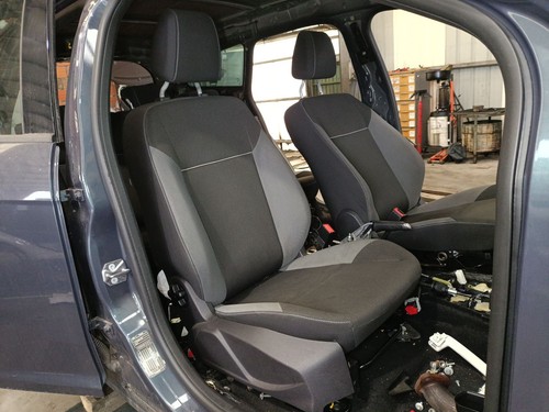 Asiento delantero derecho - delantero,