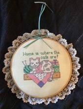 Gatto cucito croce in cerchio