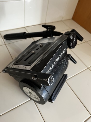 Sachtler testa treppiede - testa,