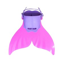 Sirena da nuoto con pinna