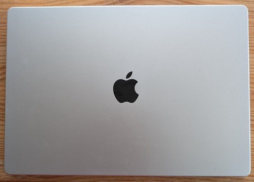 Apple max macbook pro - 16",
